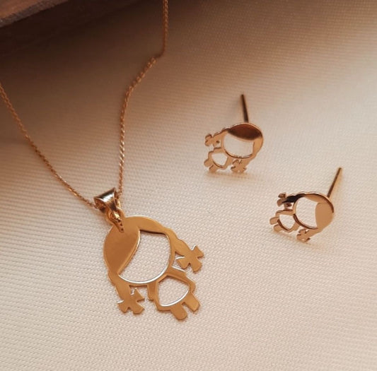 18K Gold Little Girl Jewelry Set – Necklace & Stud Earrings