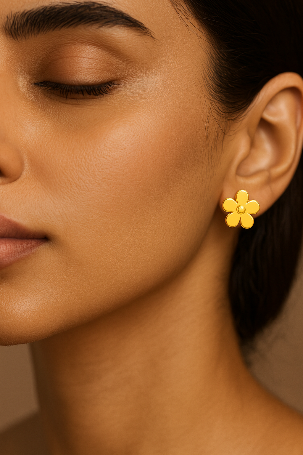 18K Gold Flower Earring - Noora & Co.