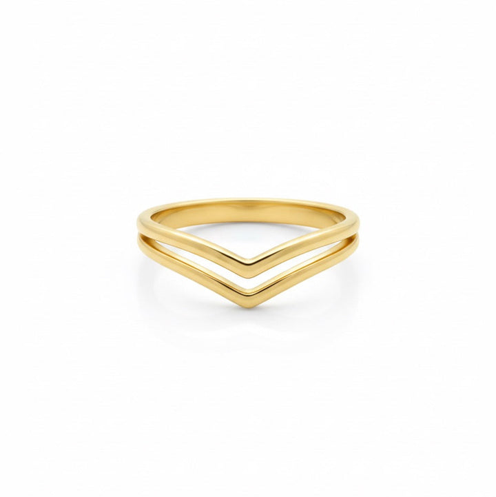 18K Gold V Ring – Bold Simplicity in Perfect Balance