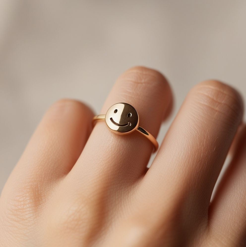 18K Gold Smiley Ring – Shine with Joy - Noora & Co.