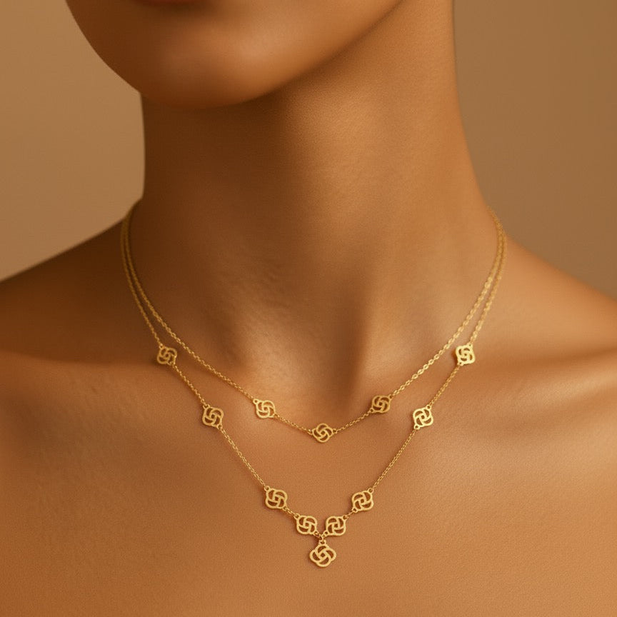18K Gold Double Line Flower Necklace - Noora & Co.