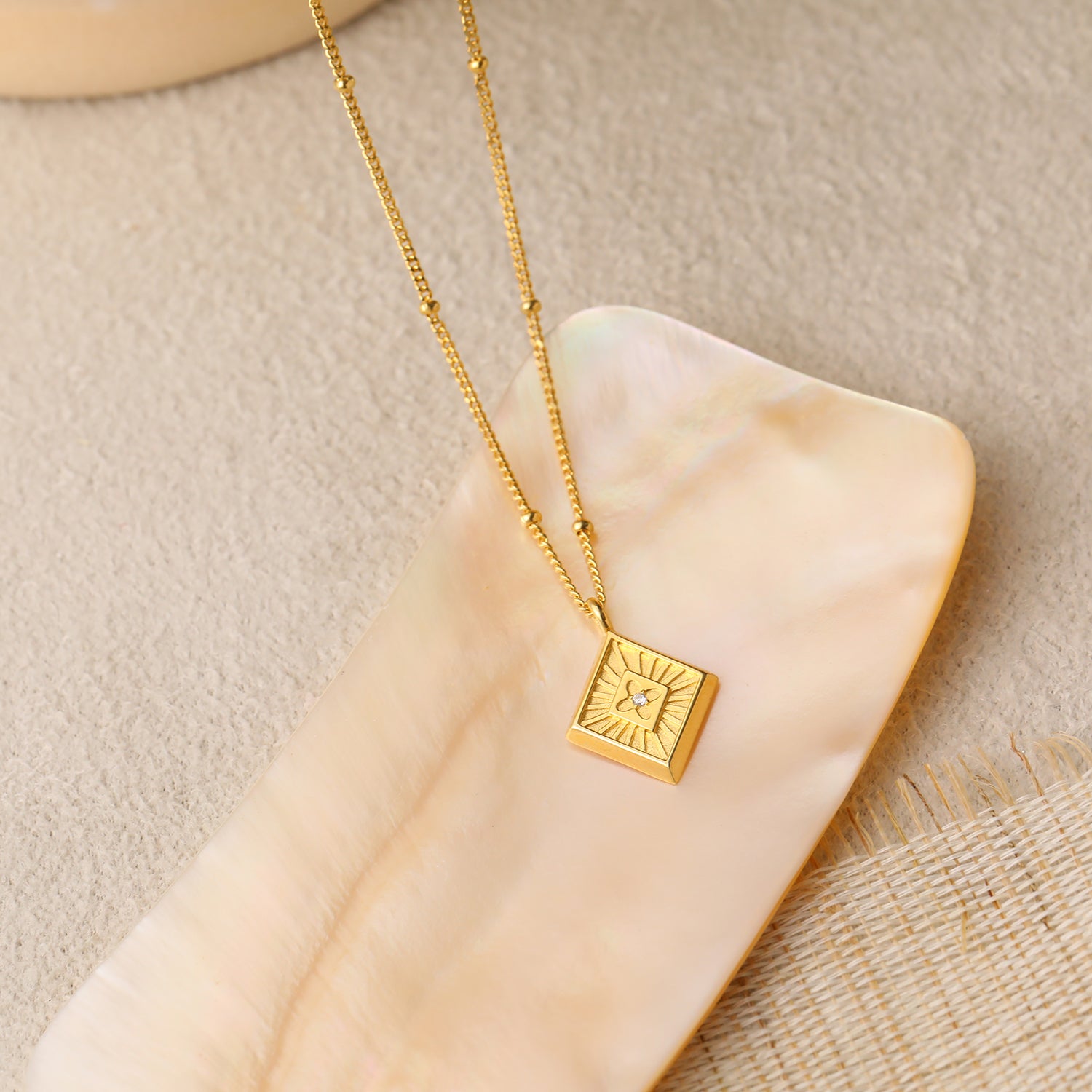 Holiday Geometry Rhombus 925 Sterling Silver Necklace - Noora & Co.