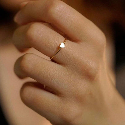 18K Gold Heart Ring – Pure Love in Minimal Form - Noora & Co.